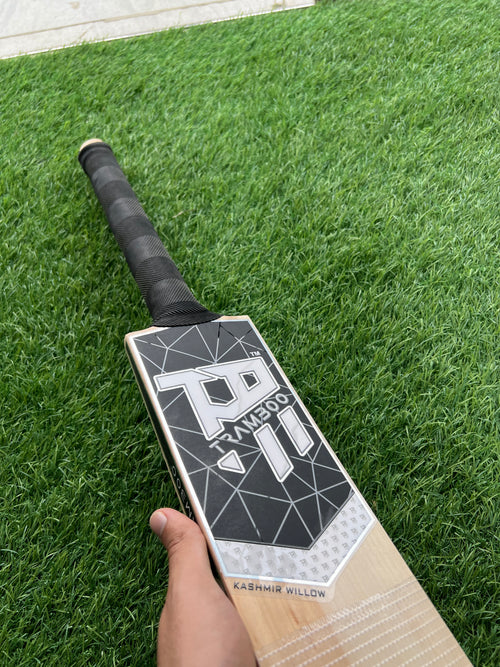 Black Edition Leather Ball Bat