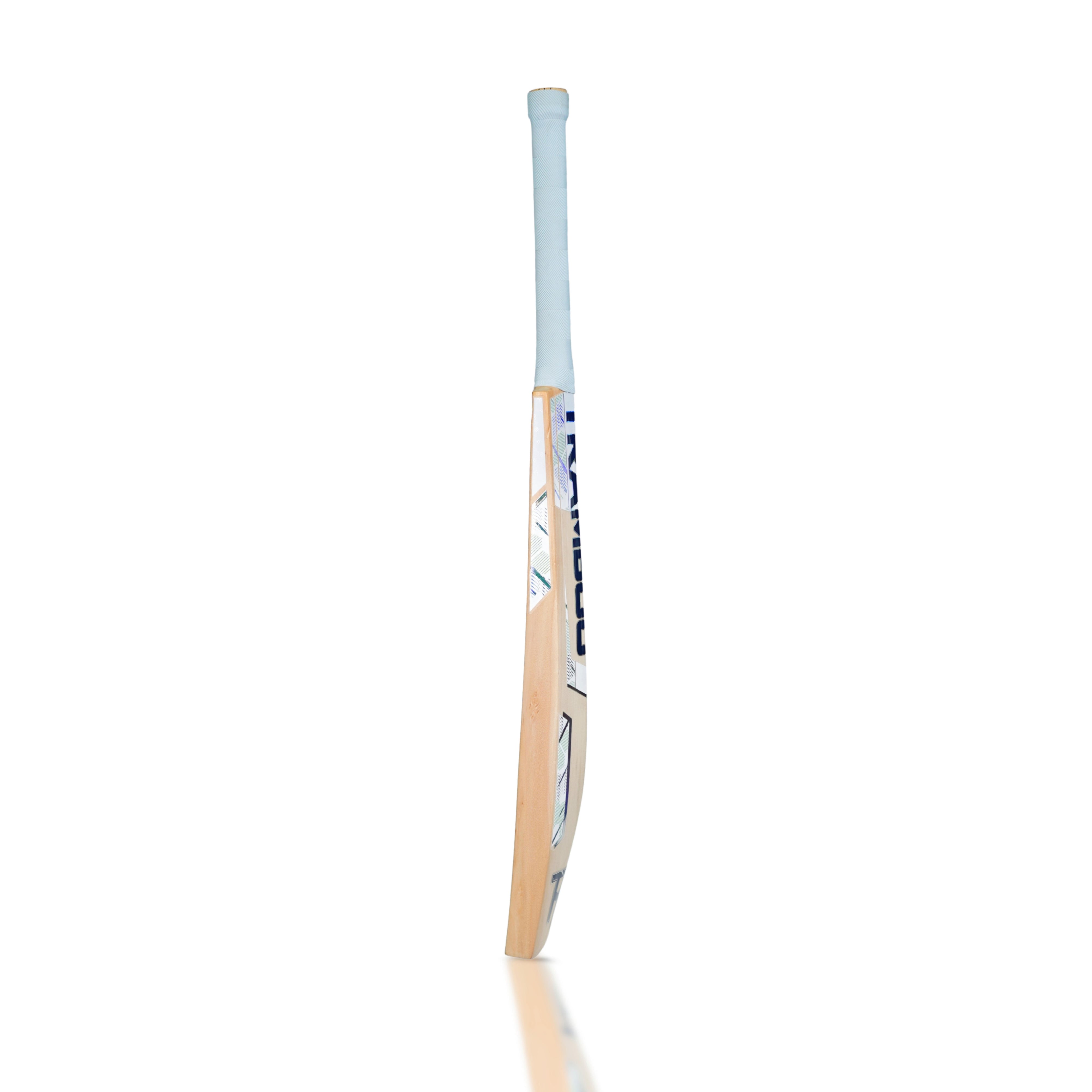 Tramboo Grade 3 English Willow Bat