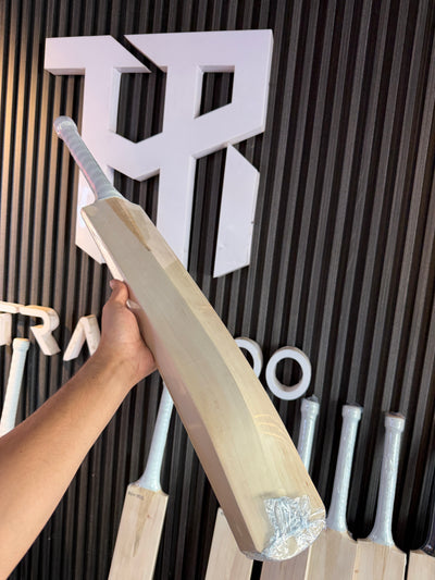 #EW-RS 2 Grade 2 English Willow Bat (Dhoni Profile, Round Toe, 1210 Grams, Semi Oval Handle)