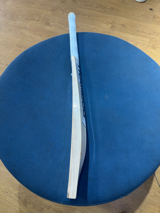 Harrow size English willow bat (grade 2)