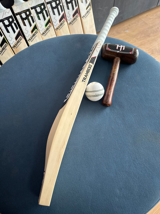 #EW-NL2 Grade 3 English Willow Bat (Full Profile, 1185 Grams, Round Handle)