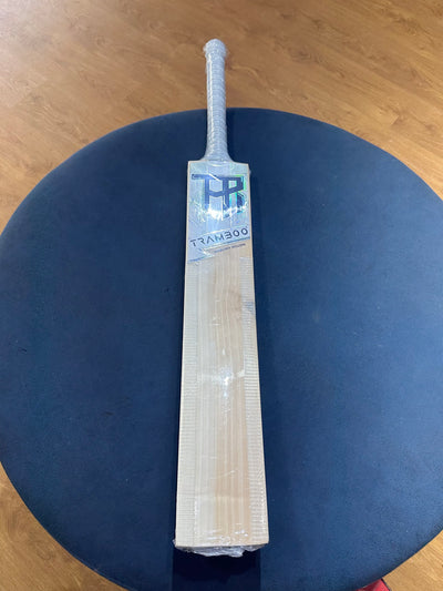 Tramboo Grade 3 English Willow Bat