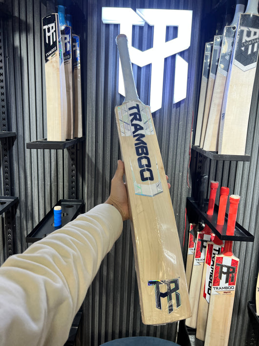 Tramboo Grade 2 English Willow Bat (Duckbill)