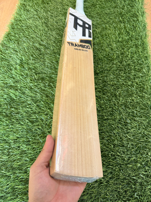 #015 Grade 1 English Willow Bat (Full Profile, 1220 Grams, Round Handle)