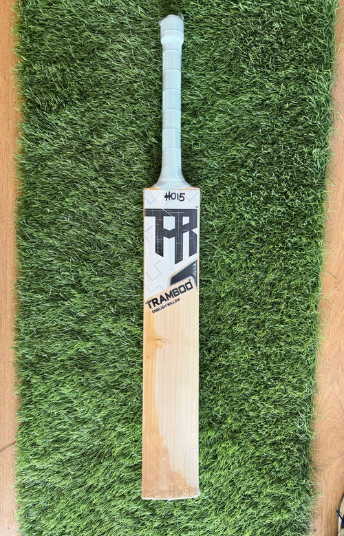 #015 Grade 2 English Willow Bat (Semi Full Profile, 1200 Grams, Round Handle)