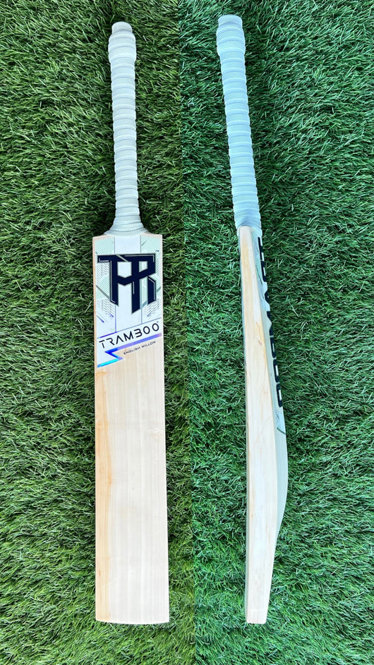 #009 Grade 2 English Willow Bat (Duckbill P, 1170 Grams, Round Handle)