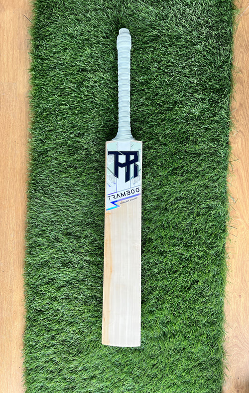 #009 Grade 2 English Willow Bat (Duckbill P, 1170 Grams, Round Handle)