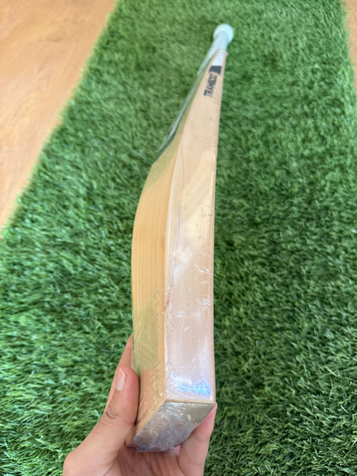 #015 Grade 1 English Willow Bat (Full Profile, 1220 Grams, Round Handle)