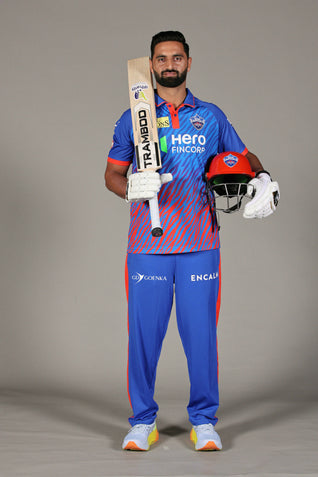 AN-21 Auqib Nabi Edition Leather Bat (Player's Profile)