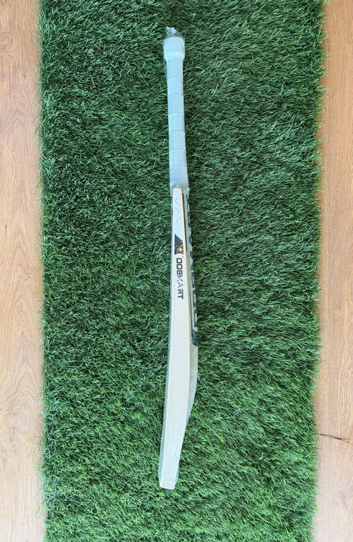 #014 Grade 2 English Willow Bat (Full Profile, 1200 Grams, Round Handle)