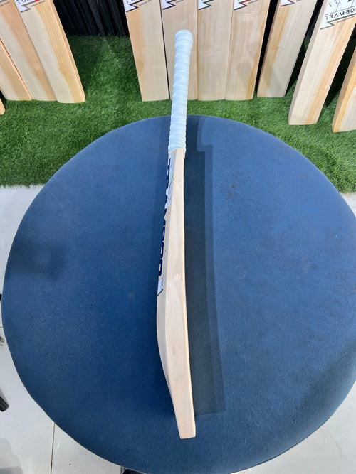 Tramboo Grade 2 English Willow Bat (1210 Grams)