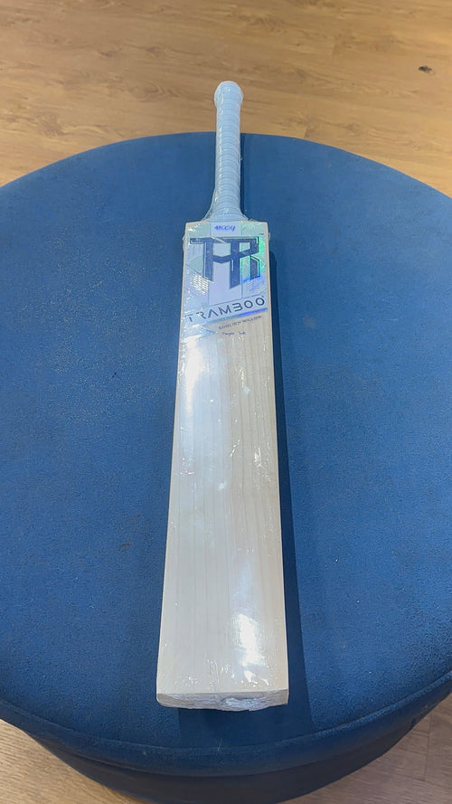 Tramboo Grade 1 English Willow Bat