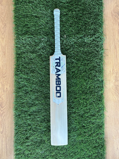 #001 Grade 2 English Willow Bat (Full Profile, 1200 Grams, Semi Oval Handle)